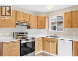 172 Harvest Gold Heights NE - photo 11