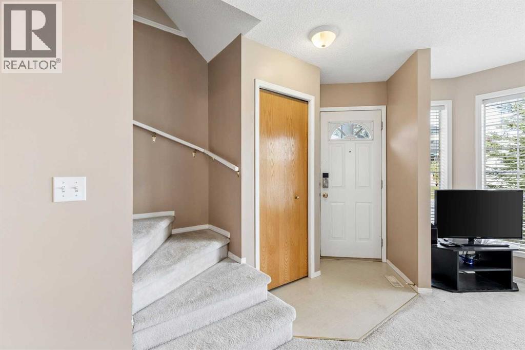 172 Harvest Gold Heights NE - 3