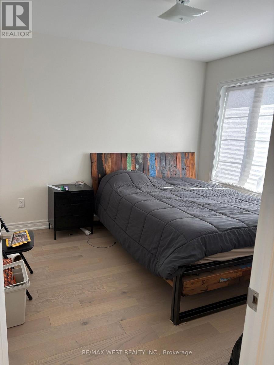 1352 Davis Loop Circle — photo 10