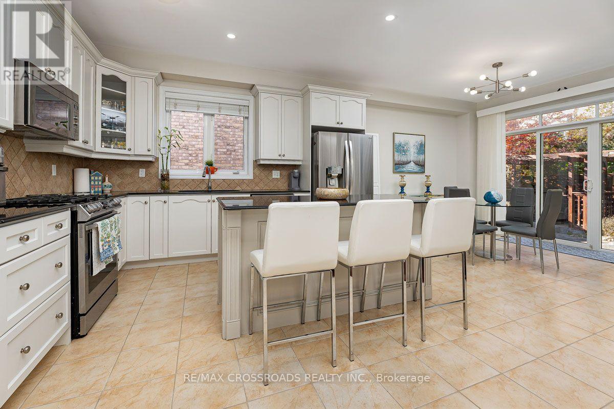 120 Golden Orchard Road, Vaughan, ON photo 14