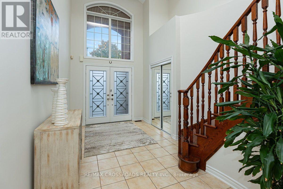 120 Golden Orchard Road, Vaughan, ON photo 5