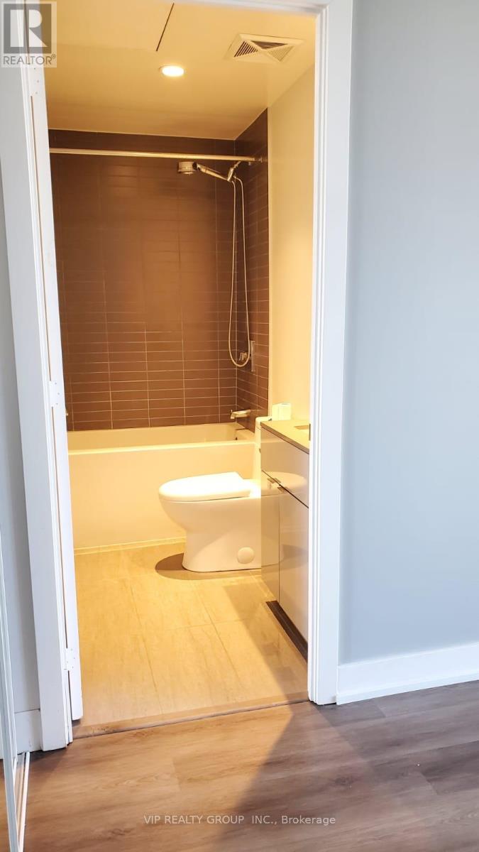 7 Grenville Street — photo 10
