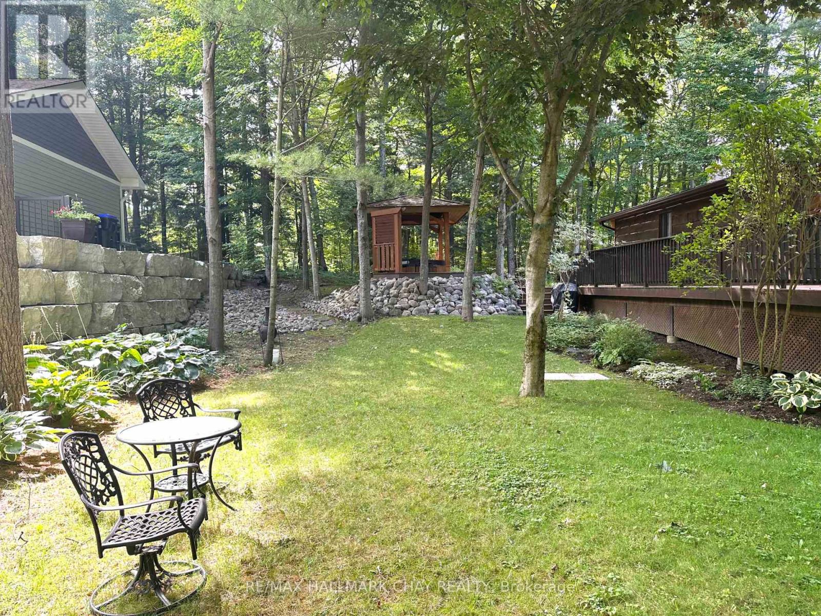 691 Rue Lafontaine Road West, Tiny, ON photo 7