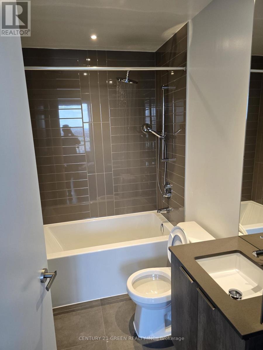 448 Burnhamthorpe Road West — photo 12