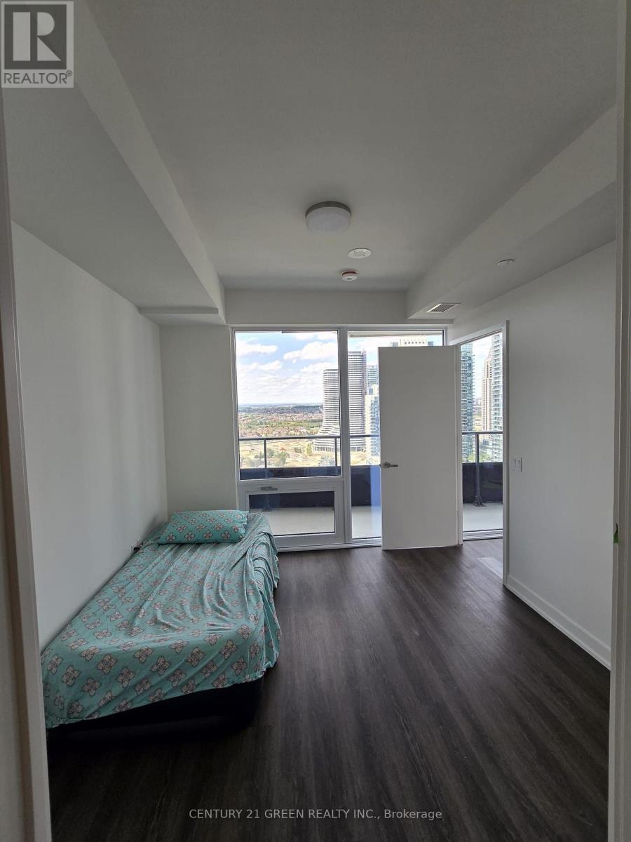 448 Burnhamthorpe Road West — photo 8