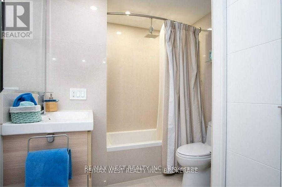 NPH7- 2261 Lake Shore Boulevard West, Toronto, ON photo 10