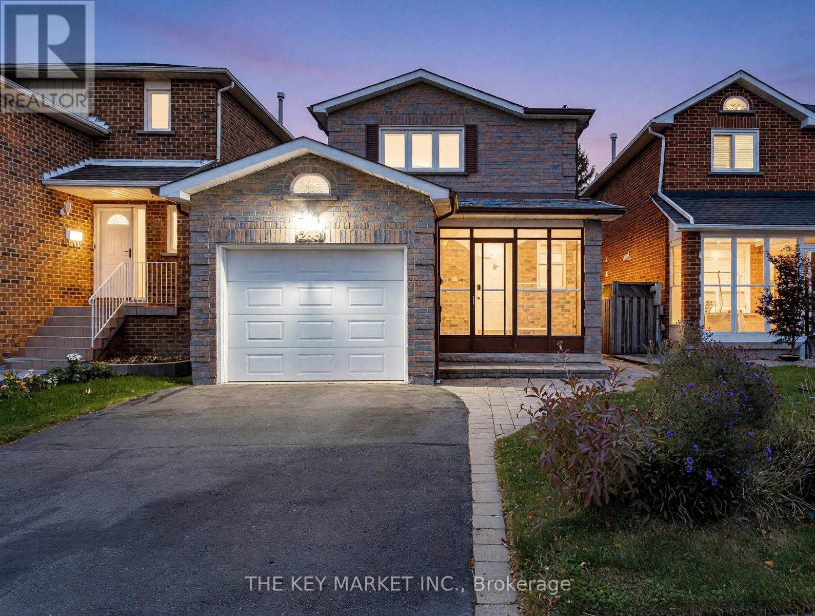 238 Lech Walesa Drive, Mississauga, ON photo 2