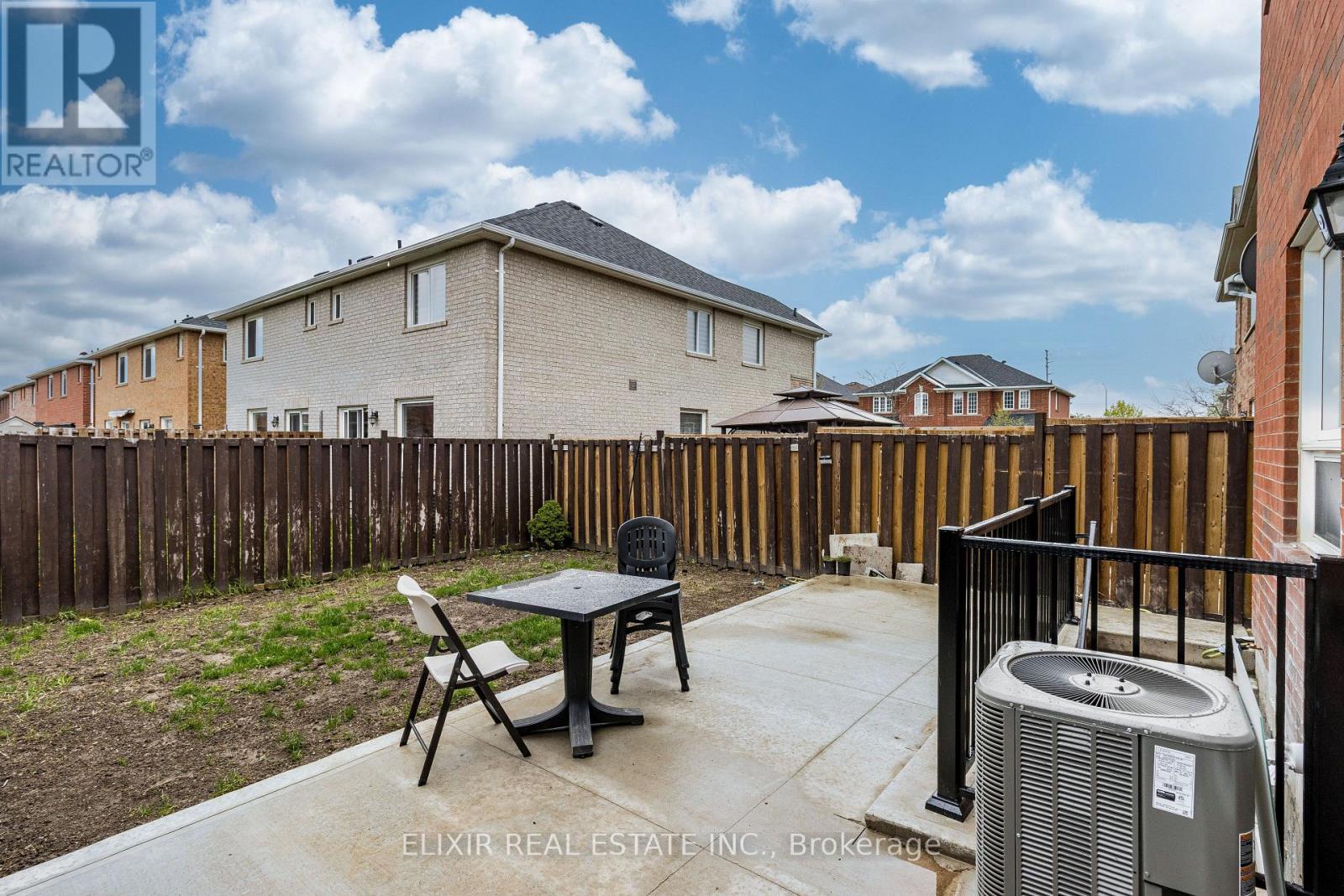 61 Bushmill Circle — photo 25