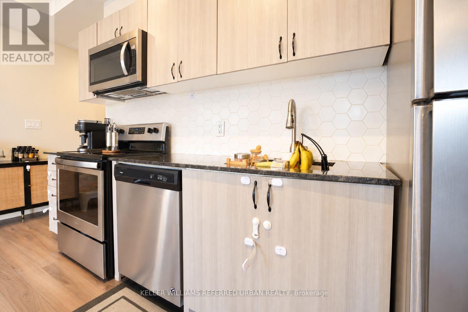#25 630 ROGERS ROAD - 16