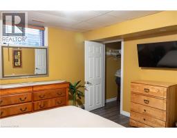 845 Brandenburg Boulevard, Waterloo, ON N2T2X5 Photo 12