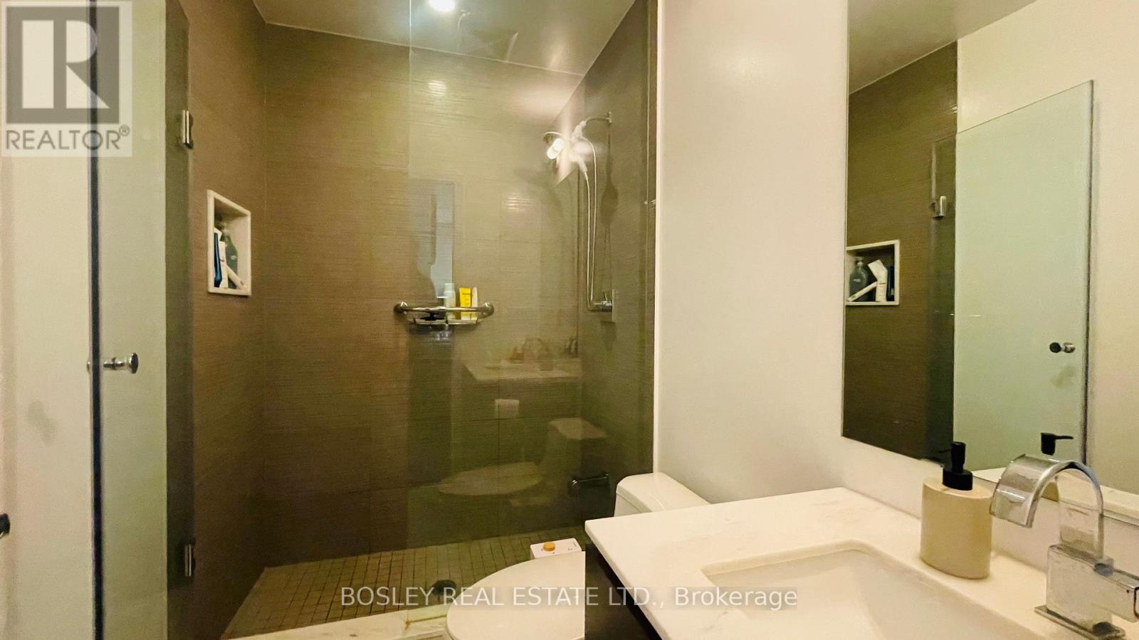 1830 Bloor Street West — photo 13