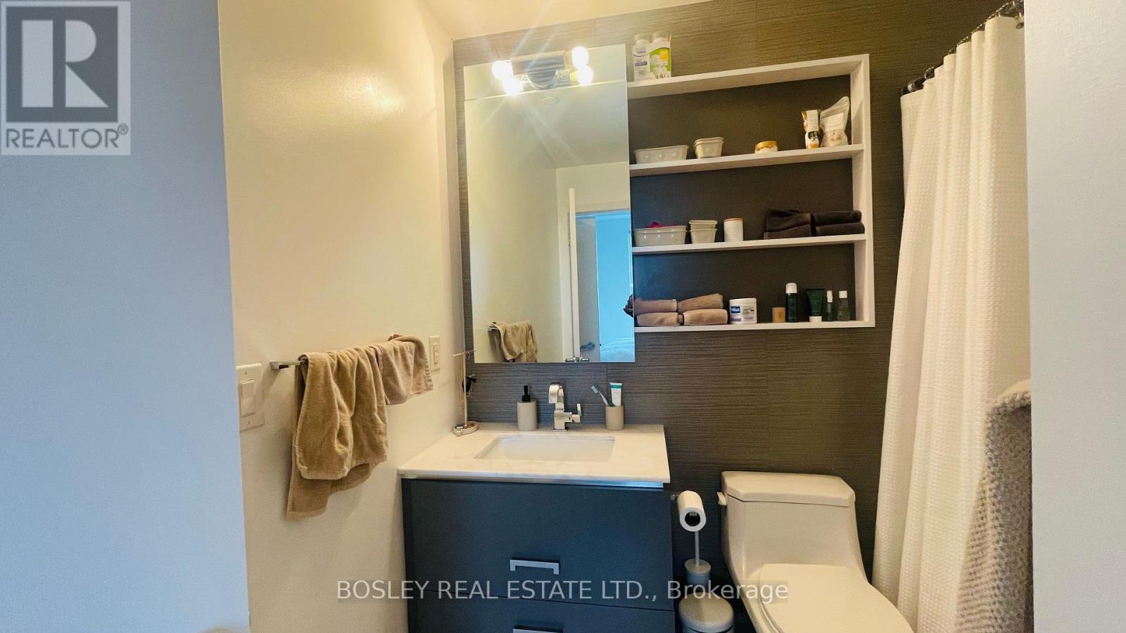 1830 Bloor Street West — photo 14