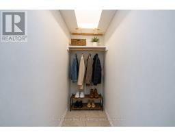 Primary Bedroom - 6763 Dolmage Court, Mississauga, ON L5N4V9 Photo 9