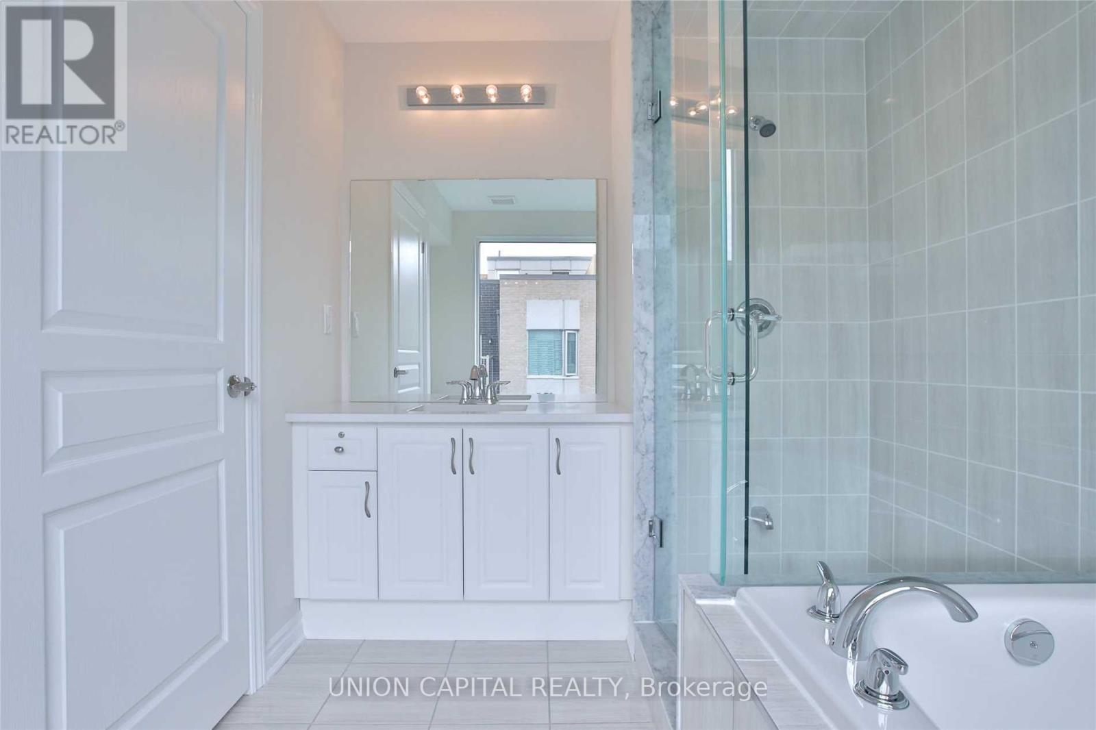 18 Applewood Lane — photo 17