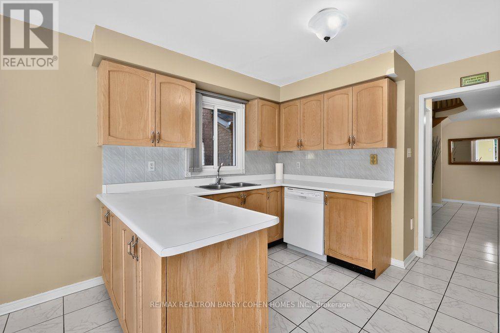 2528 Willowburne Drive — photo 8