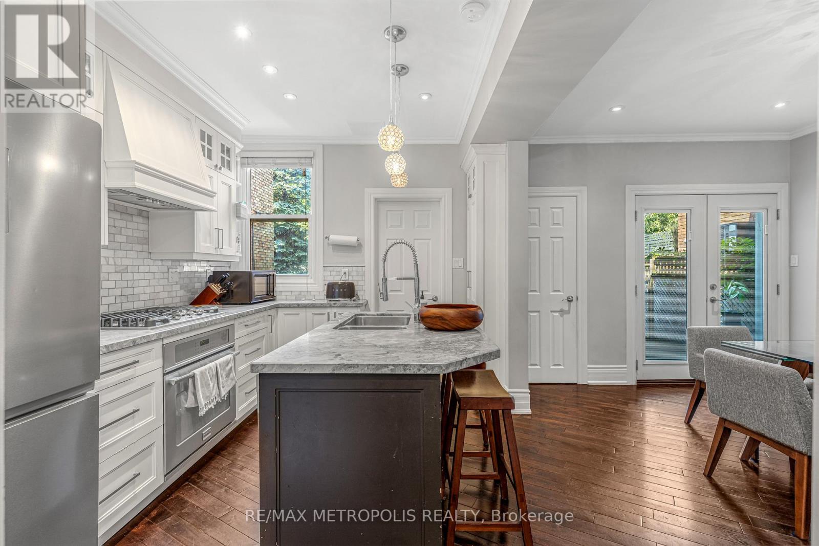 26 Algonquin Avenue — photo 13