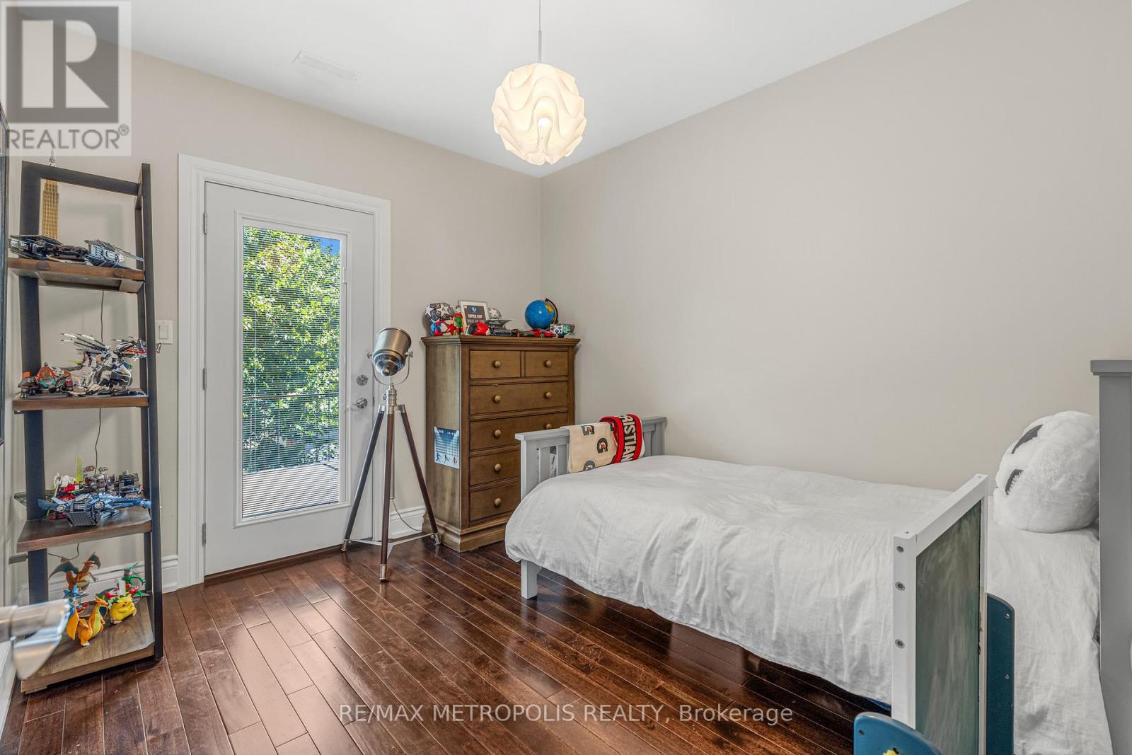 26 Algonquin Avenue — photo 22