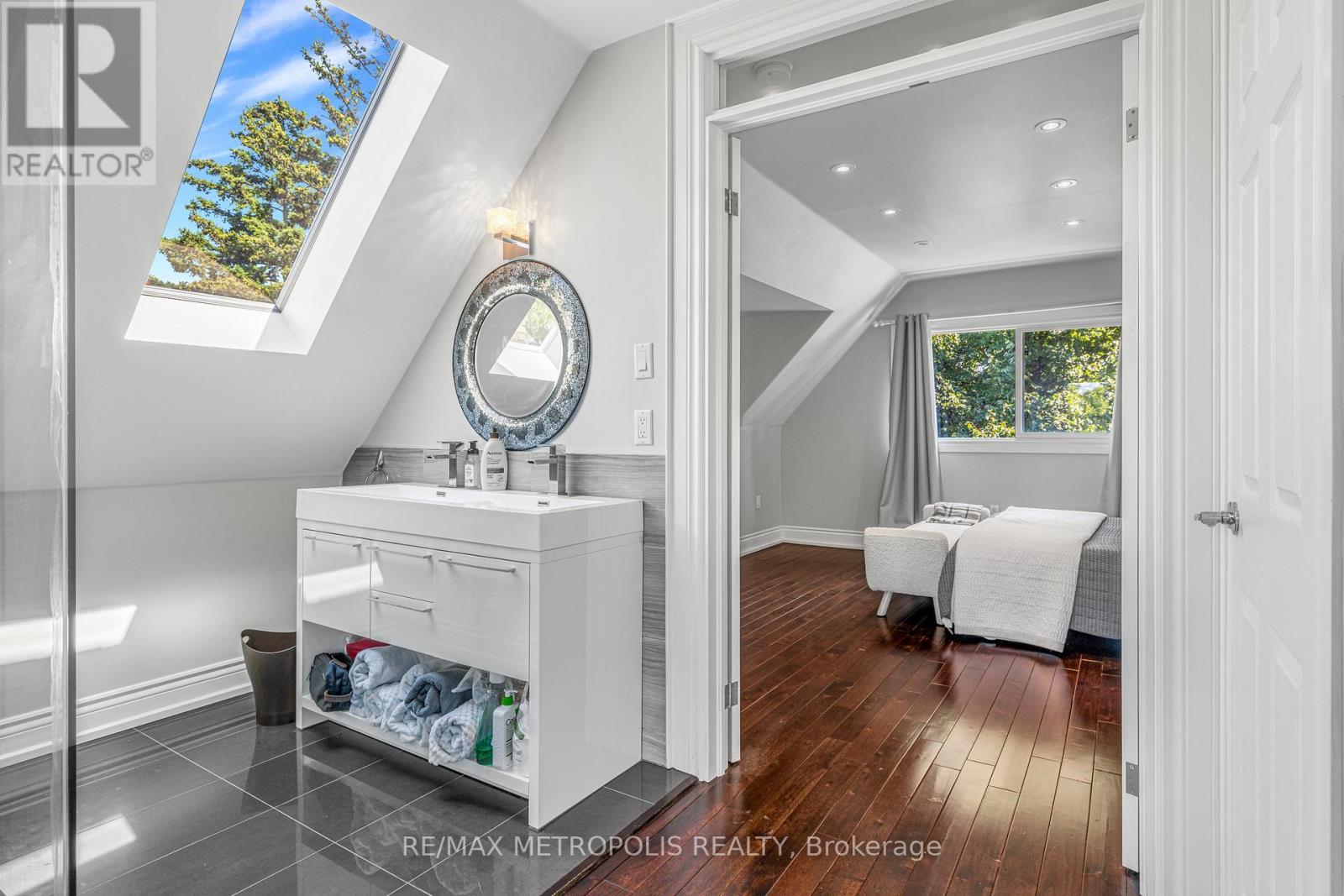 26 Algonquin Avenue — photo 28