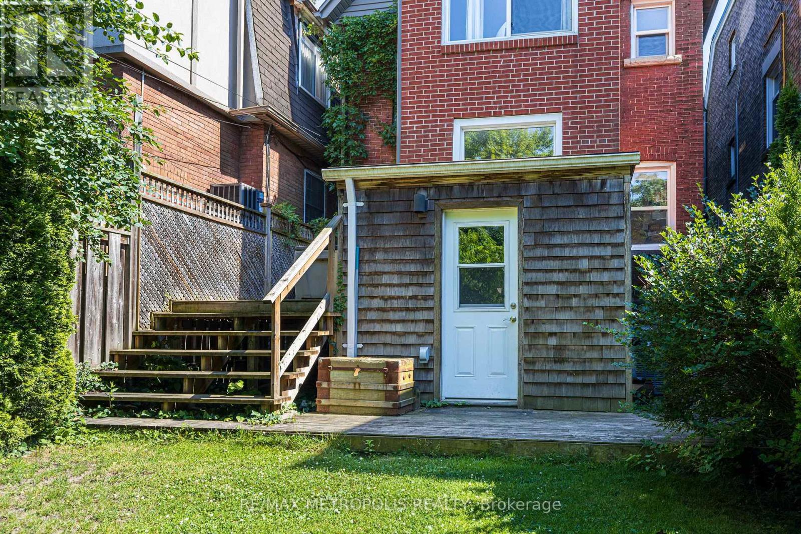 26 Algonquin Avenue — photo 39