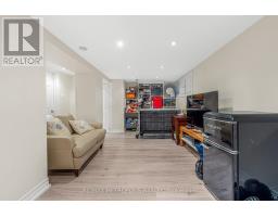 26 Algonquin Avenue, Toronto, ON M6R1K7 Photo 33