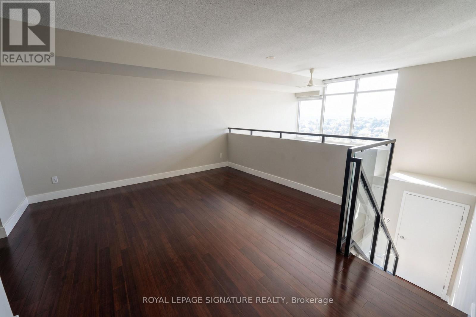 250 Manitoba Street — photo 10