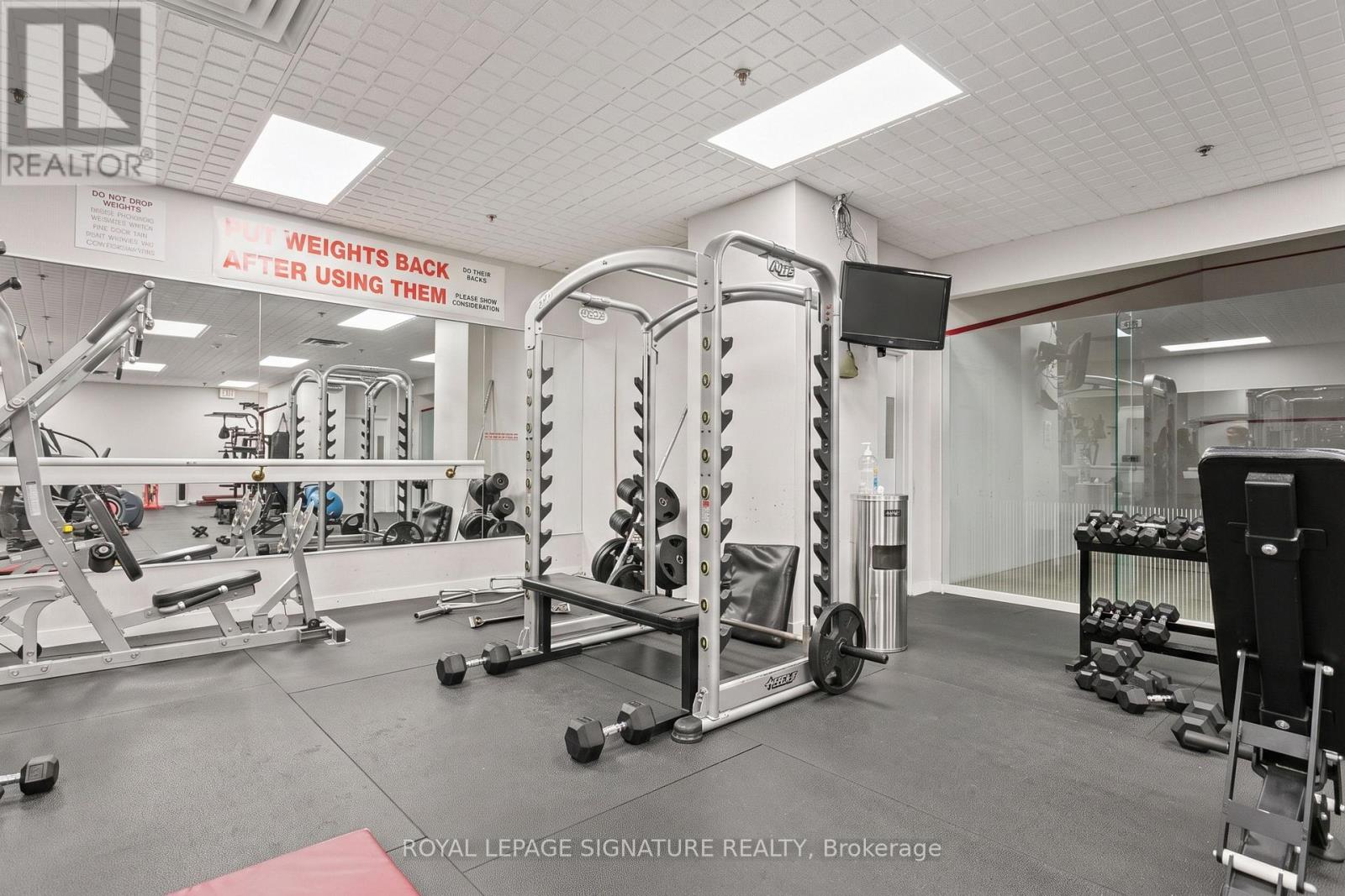 250 Manitoba Street — photo 15