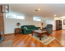82 Renault Crescent, Toronto, ON M9P1J6 Photo 32