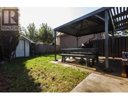 82 Renault Crescent, Toronto, ON M9P1J6 Photo 42