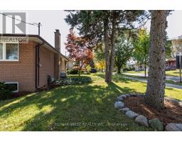 82 Renault Crescent, Toronto, ON M9P1J6 Photo 50