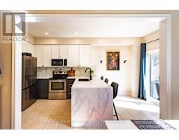2454 Montagne Avenue, Oakville, ON L6M0J5 Photo 9