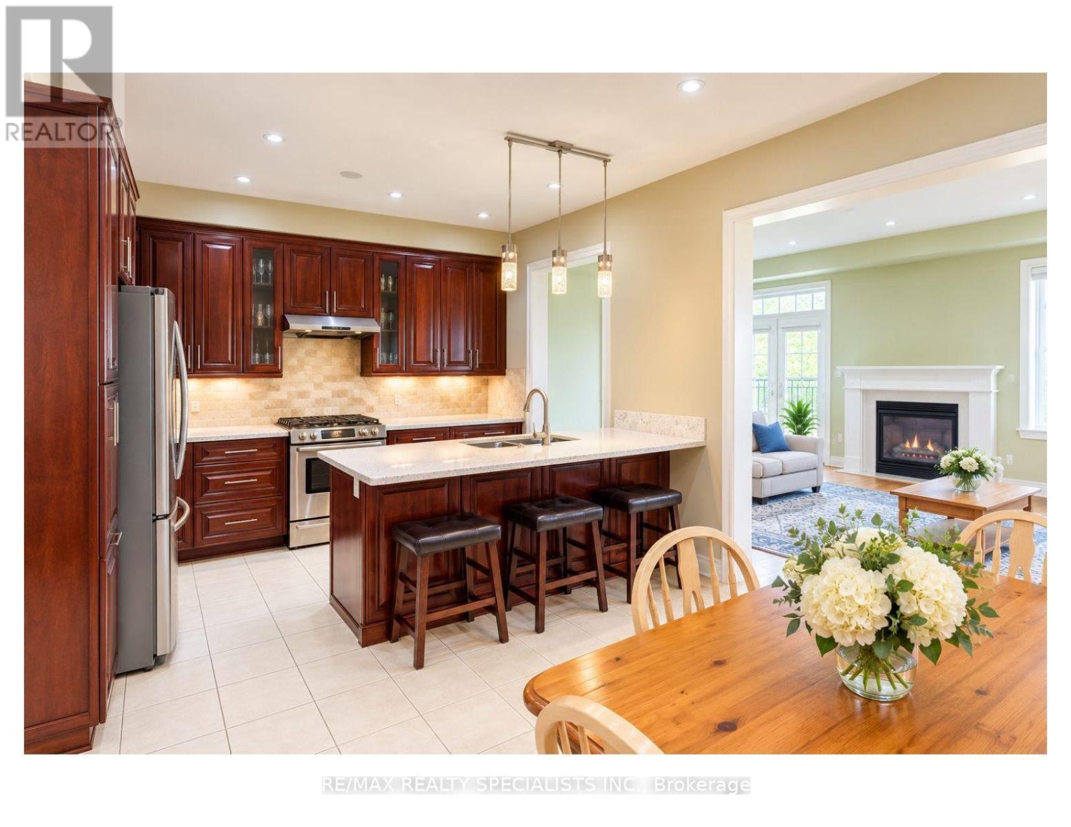 Photo of 3428 Stoney Crescent