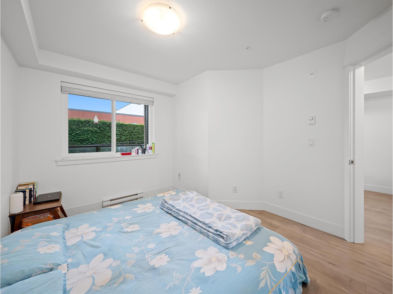 Photo of 213 30515 CARDINAL AVENUE 18