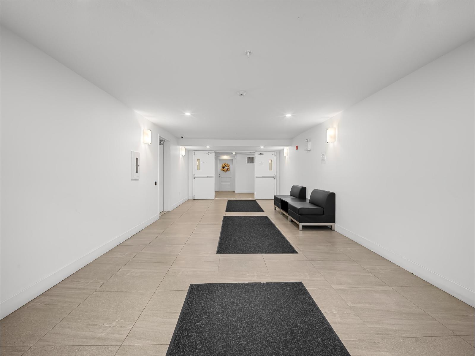 Photo of 213 30515 CARDINAL AVENUE 29