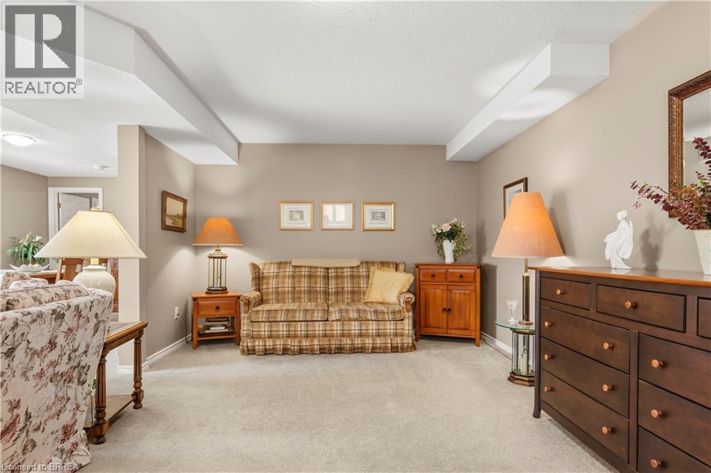 9 NIXON AVE Avenue - Image 32