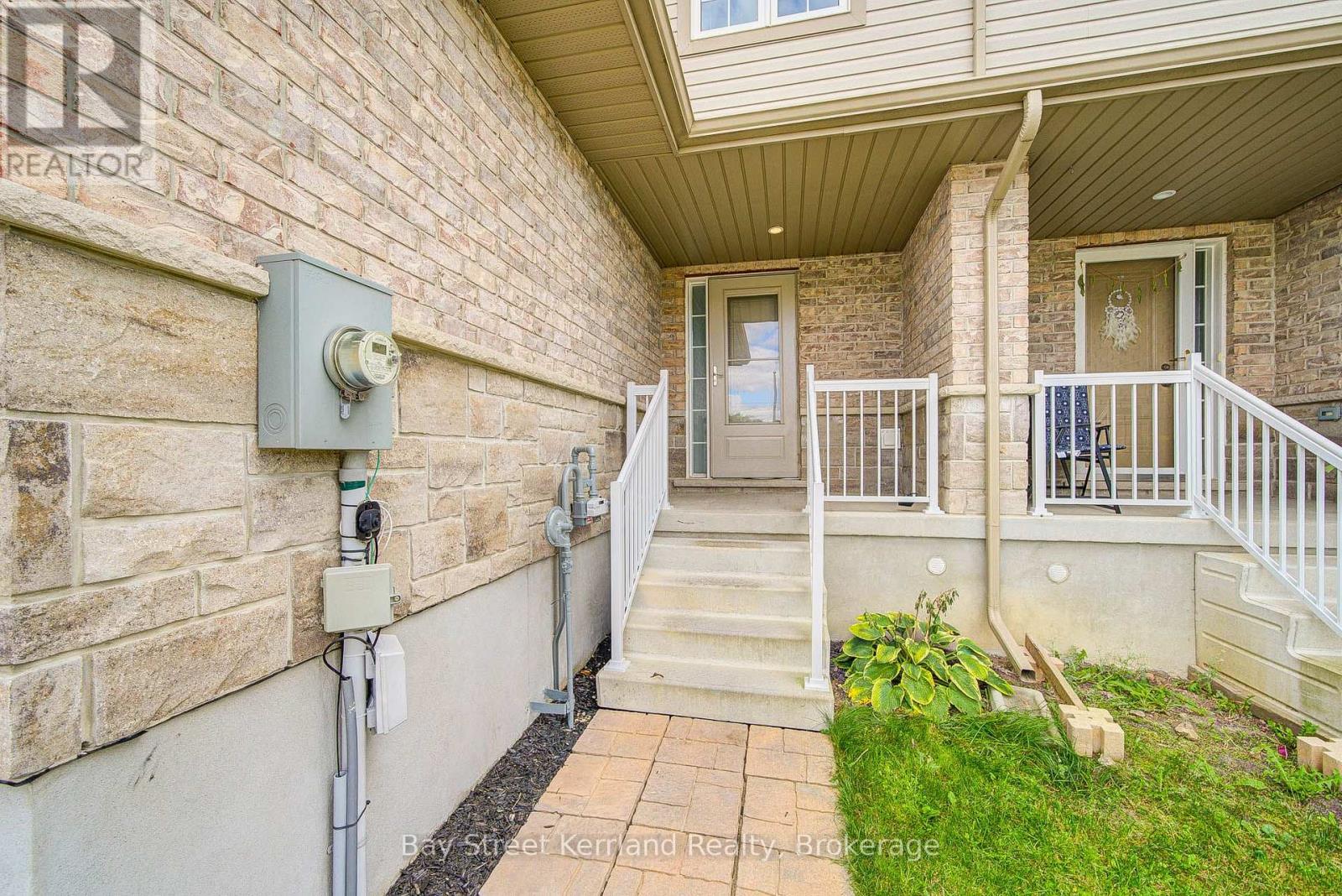 31 Marshall Drive — photo 3