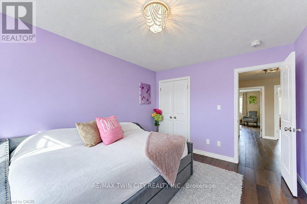524 Sundew Drive — photo 27