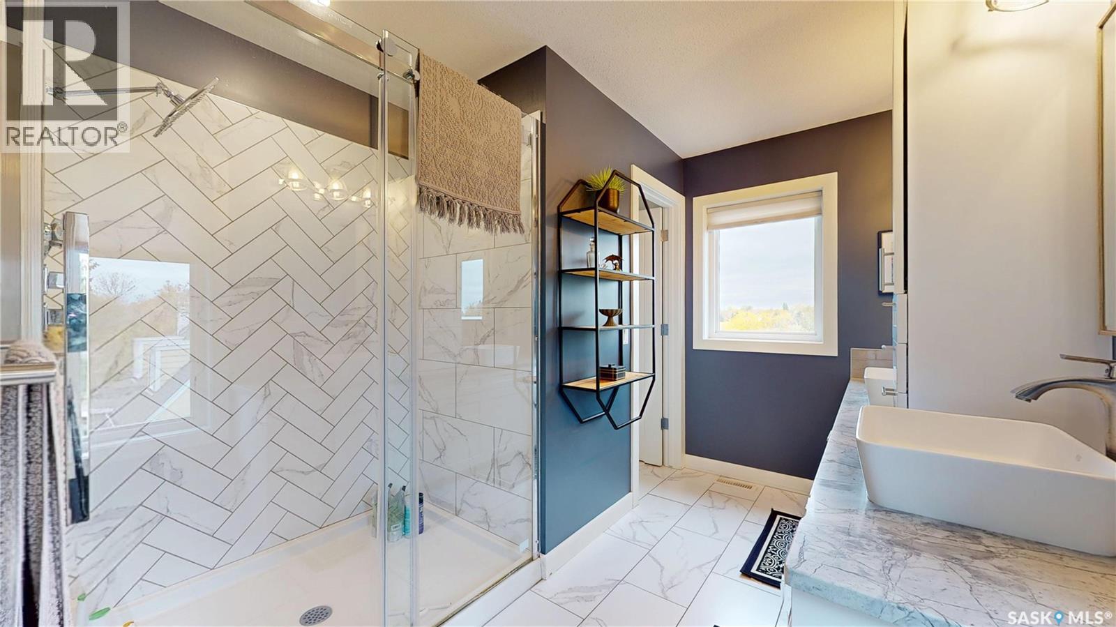 6224 8th AVENUE - 40