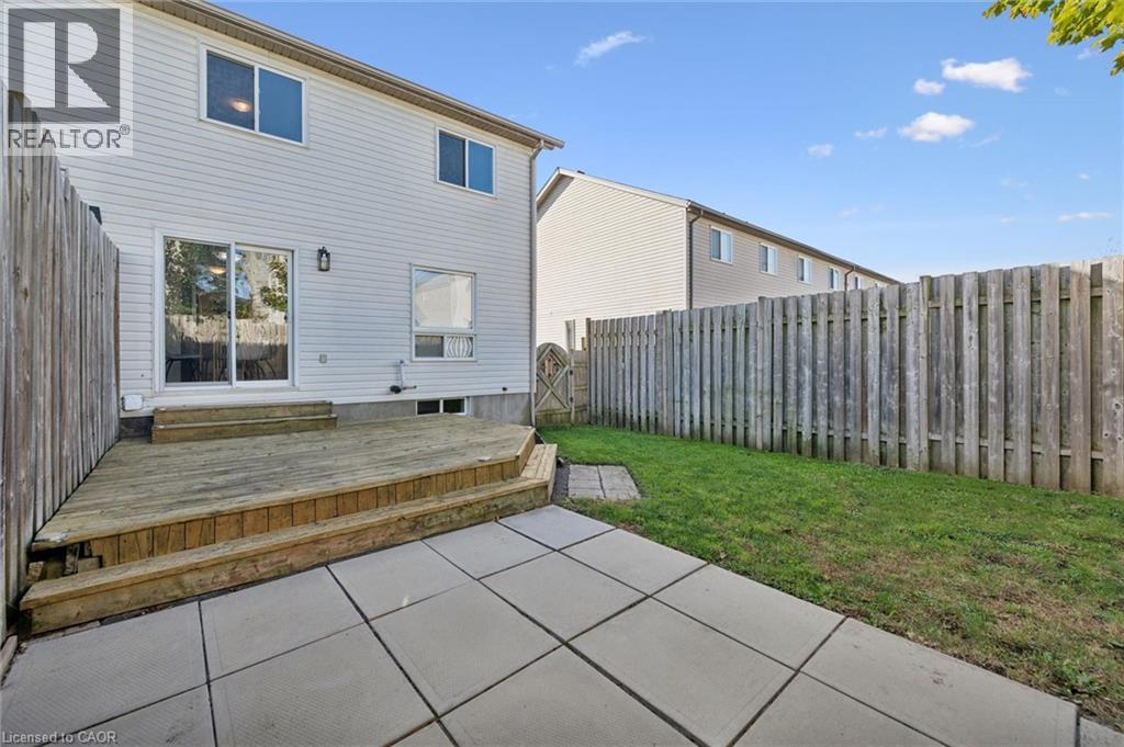 78 Foxglove Crescent — photo 30
