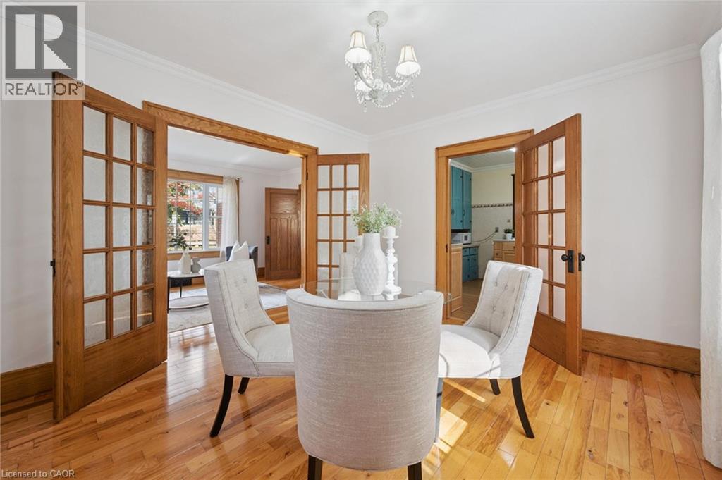 21 BRAUN Street - 16