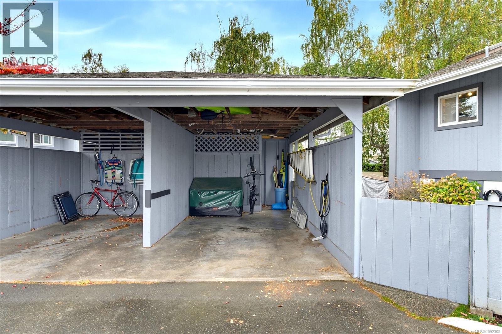 13 4391 Torquay Drive, Saanich