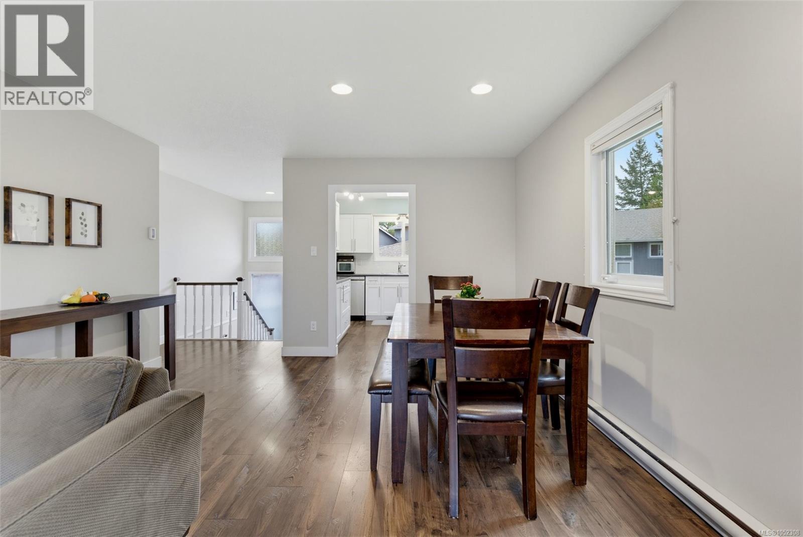 13 4391 Torquay Drive, Saanich