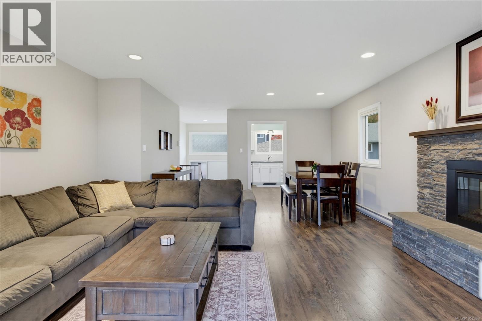 13 4391 Torquay Drive, Saanich