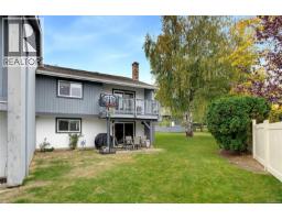 13 4391 Torquay Dr, Saanich, BC V8N3L3 Photo 30