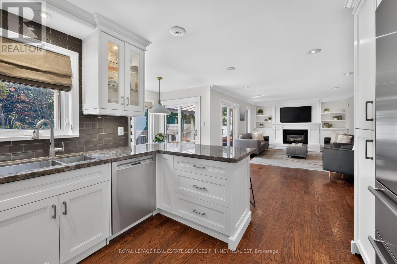 1012 Oak Meadow Road, Oakville, ON photo 13