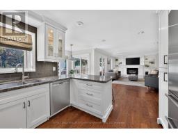 1012 Oak Meadow Road, Oakville, ON L6M1J7 Photo 13