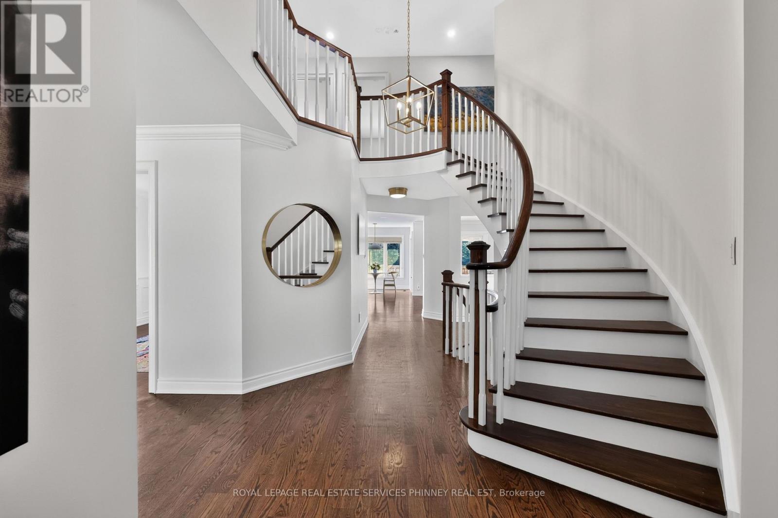 1012 Oak Meadow Road, Oakville, ON photo 6