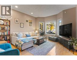 1, 425 13 Avenue NE - photo 3
