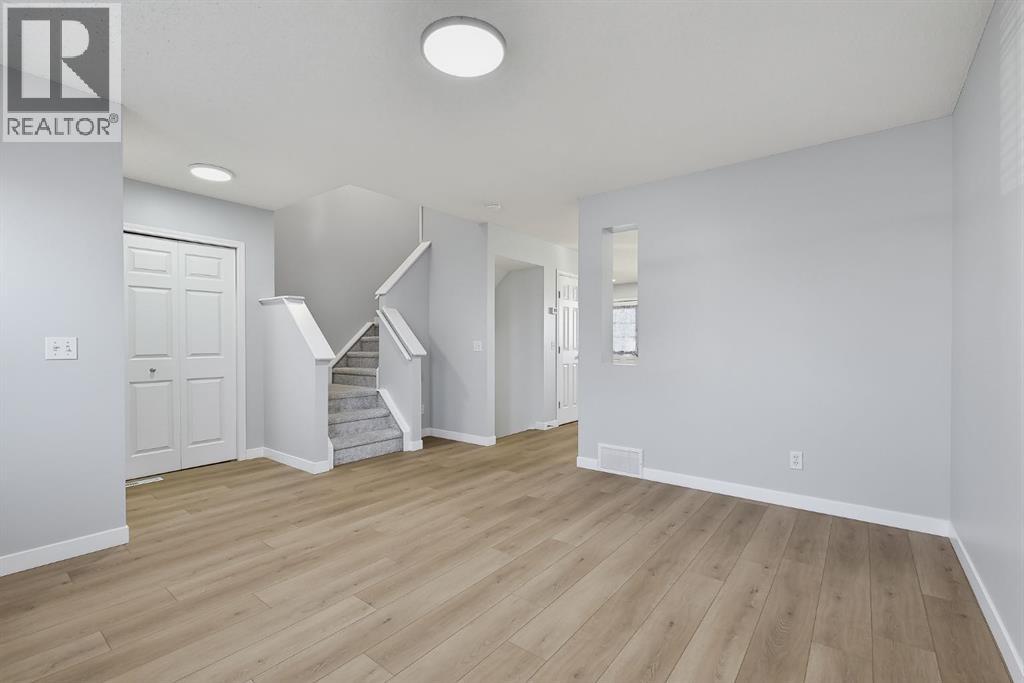 220 Covemeadow Road NE photo 7
