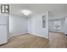 Bedroom - 220 Covemeadow Road Ne, Calgary, AB T3K6E7 Photo 11
