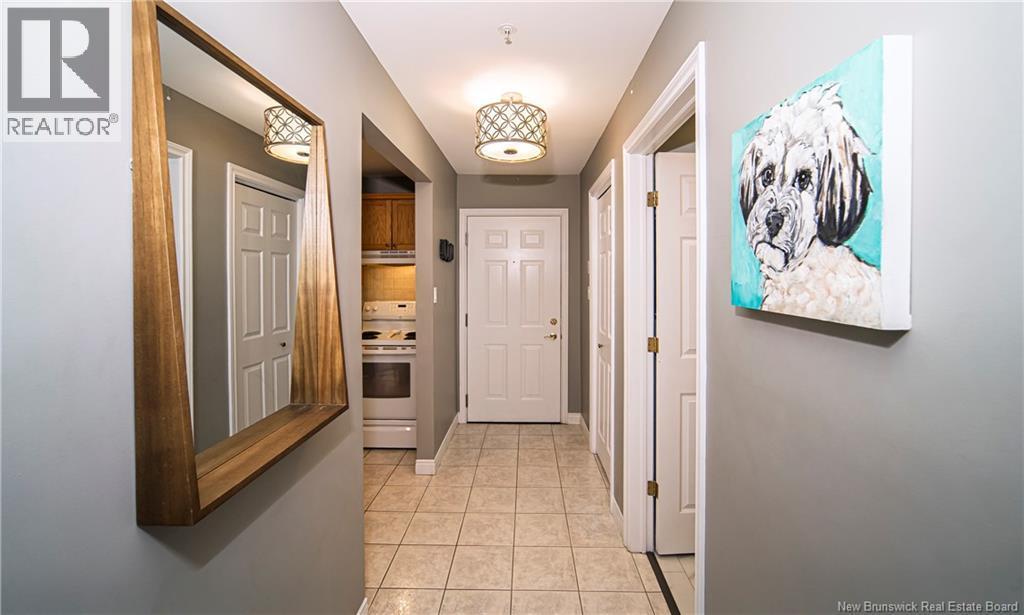 #211 158 Hanwell Road - 3
